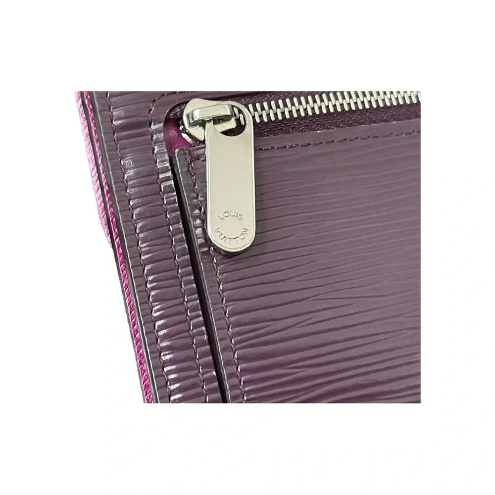 Louis Vuitton | Cassis Epi Eugenie Portefeuille Trifold Wallet